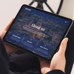 forum website mockup
